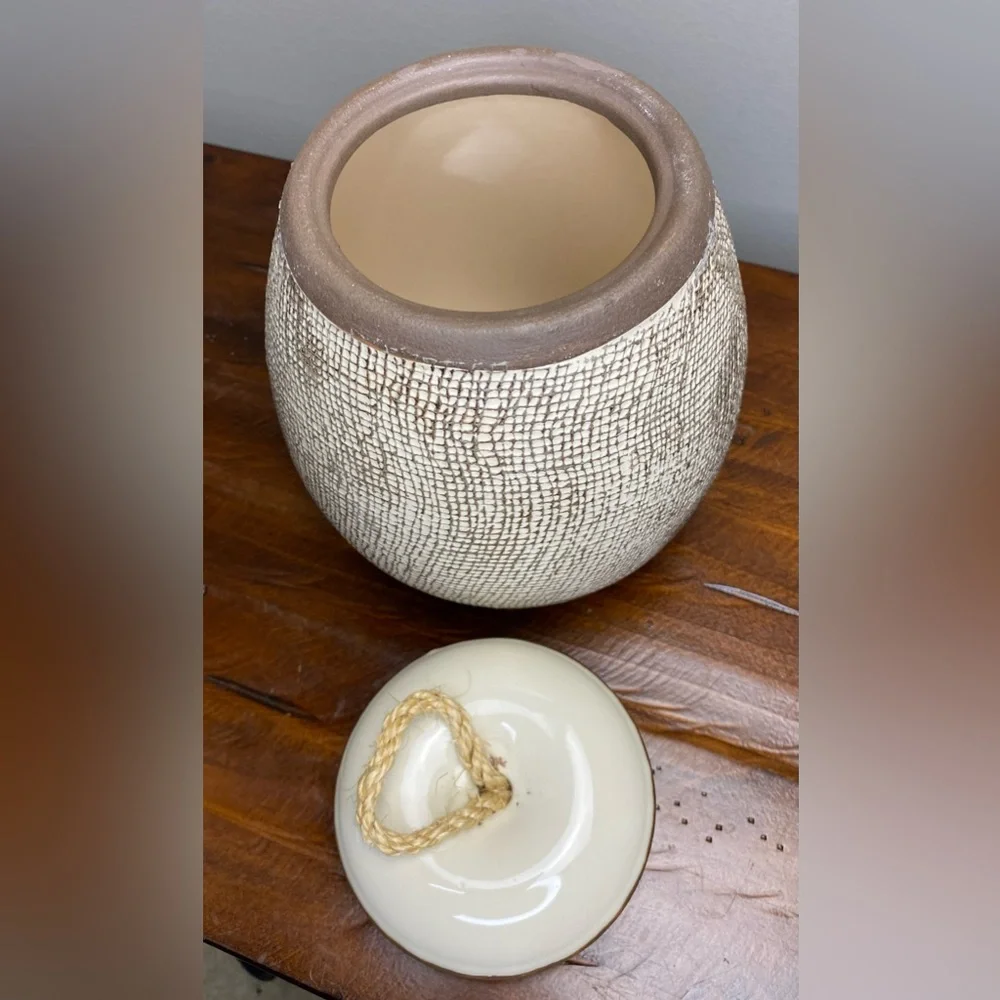 Ceramic Storage Jar with Pull Lid